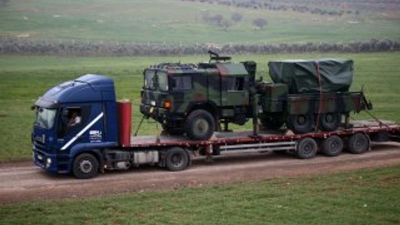 Çok namlulu roketatarlar sınırda