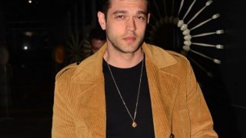 Furkan Andıç'ın kolyesi