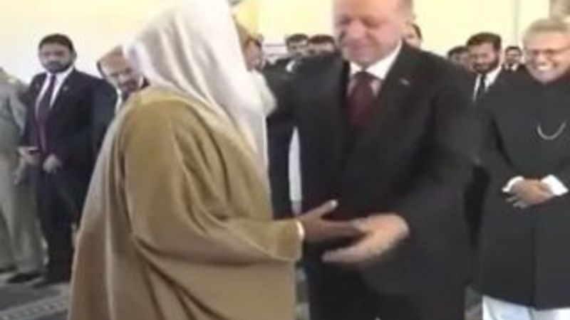 Erdoğan cuma namazını İslamabad'da kıldı