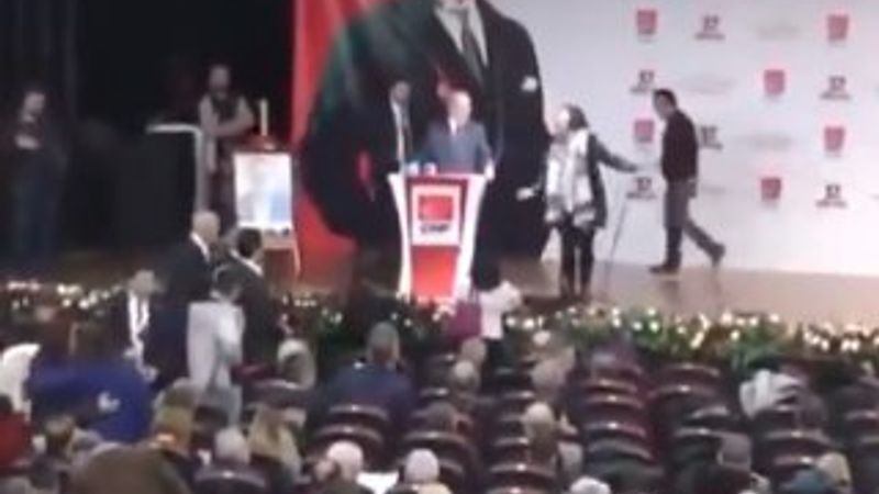 CHP'nin kongresinde olay çıktı
