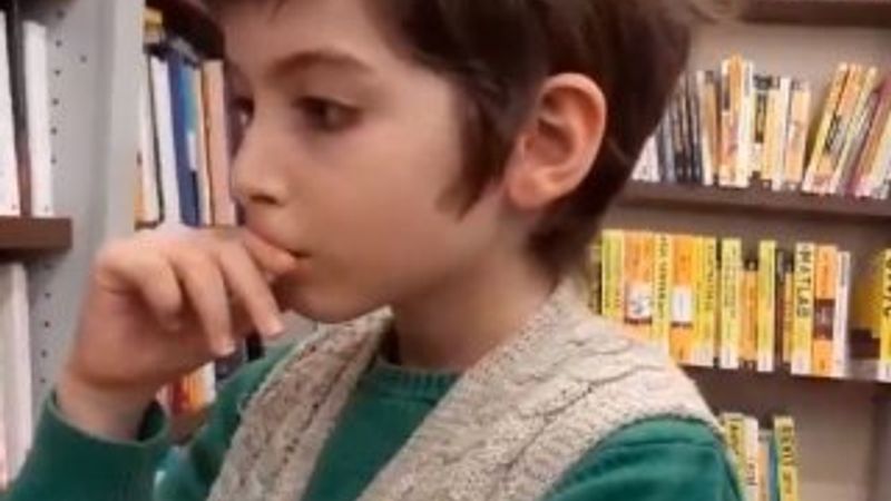 5 ayda 250 kitap okuyan çocuk