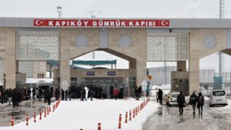 İran sınırında koronavirüs önlemleri