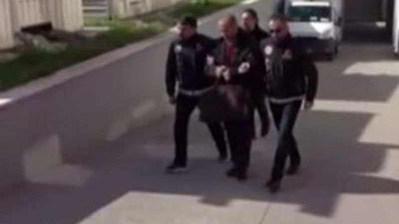 İranlı bağırsağından çıkan uyuşturucuyu kabul etmedi