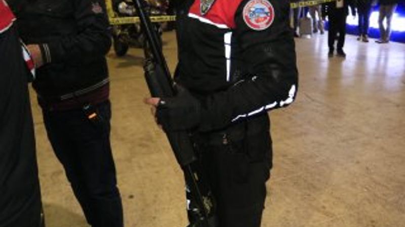 Adana otogarında silahlı sopalı kavga: 1'i ağır 3 yaralı