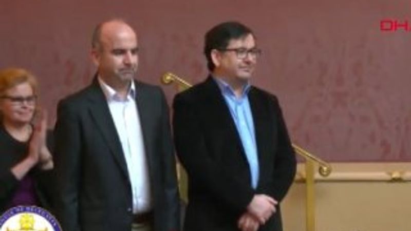 FETÖ’cülere ABD meclisinden övgü