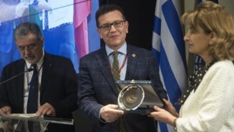 Türkiye'ye 'göçmenleri çok iyi yönetiyorsunuz' ödülü