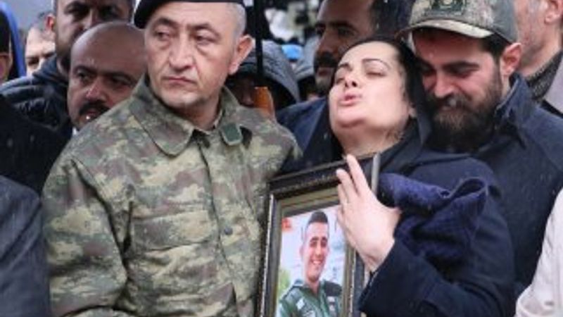 İdlib şehidi Hatay'da son yolculuğuna uğurlandı