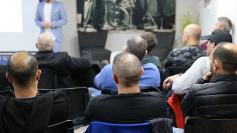 İsrailliler, saç ektirmek için Türkiye'yi tercih ediyor