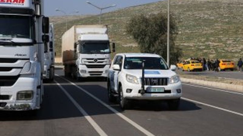 BM'den İdlib'e 21 tırlık insani yardım