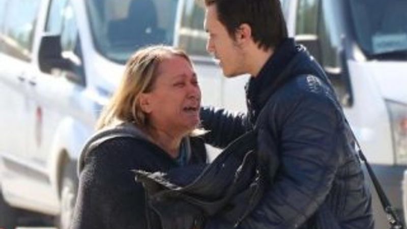 Kapkaçtan tutuklanan oğlunu görünce ağlamaya başladı