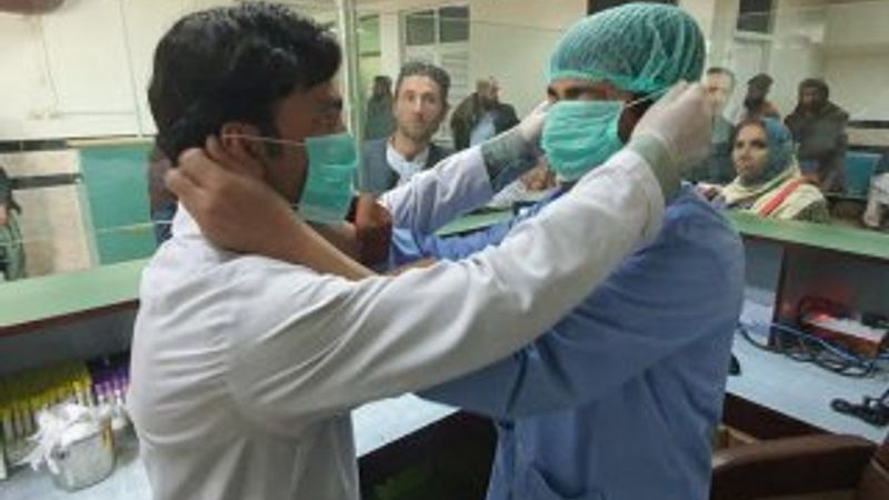 Koronavirüs Pakistan ve Kuzey Makedonya'ya sıçradı