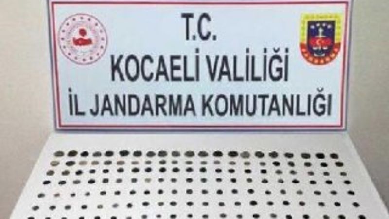 Kocaeli’de tarihi eserleri satmak isteyen kişi yakalandı