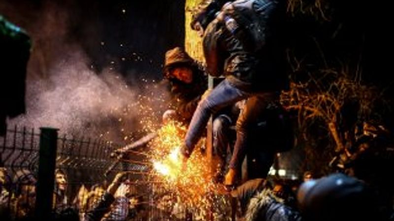 Yunan sınırında göçmen yoğunluğu artıyor