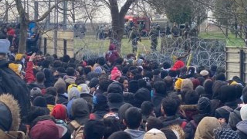 Mülteciler için Türkiye'den Avrupa'ya gidiş rotası