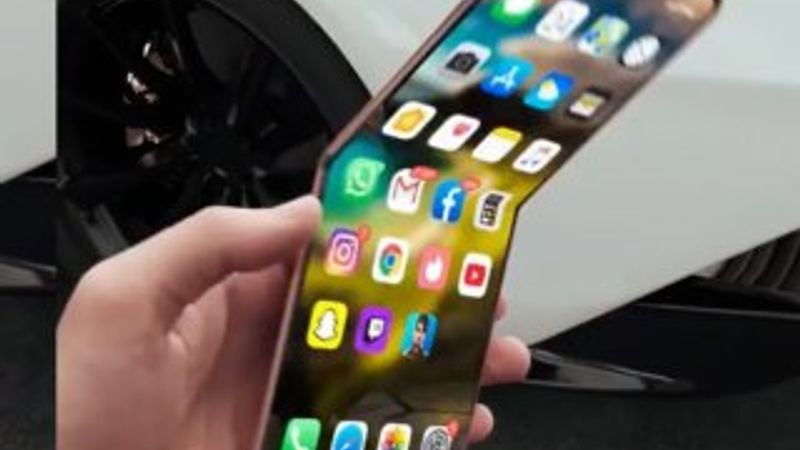 Katlanabilir yeni iPhone 12 konsepti