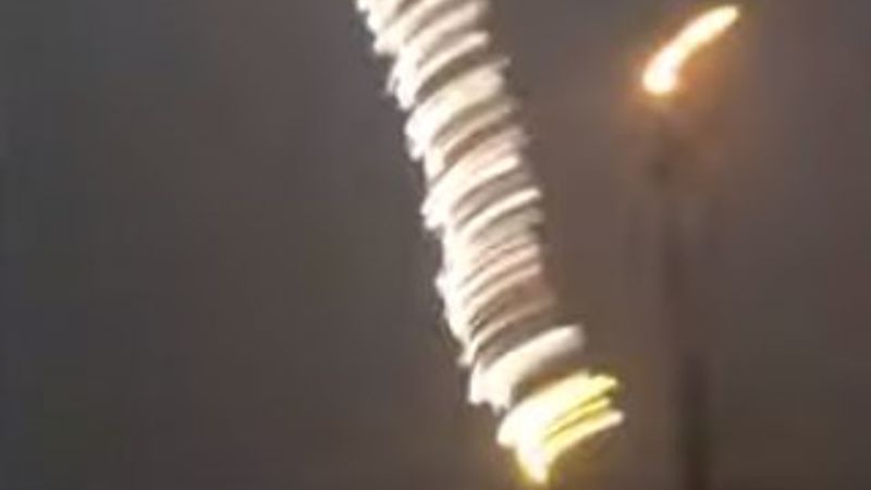 Ekvador'da yıldırım düşme anı