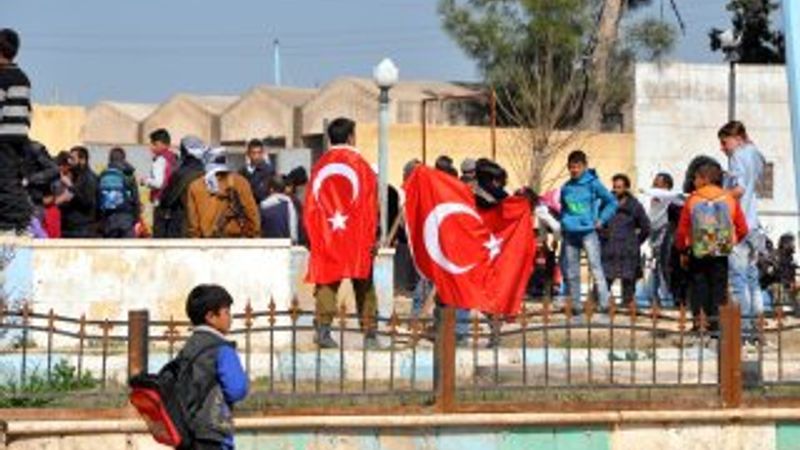 Suriye'de İdlib şehitleri için miting düzendi