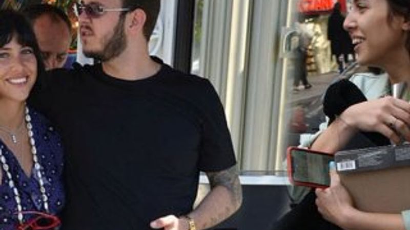 Zehra Çilingiroğlu elinde çiçeklerle görüntülendi