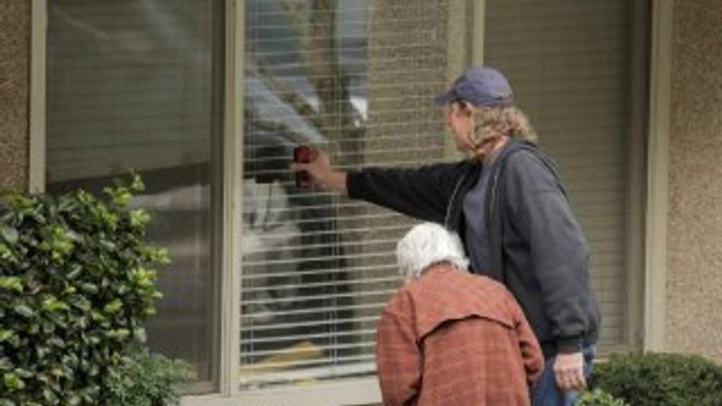 Koronavirüs 60 yıllık çifti birbirinden ayırdı