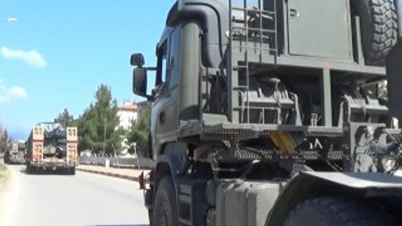 TSK'dan Suriye sınırına obüs sevkiyatı