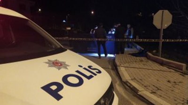 Bir anda yere yığılan şahsın öldürüldüğü tespit edildi