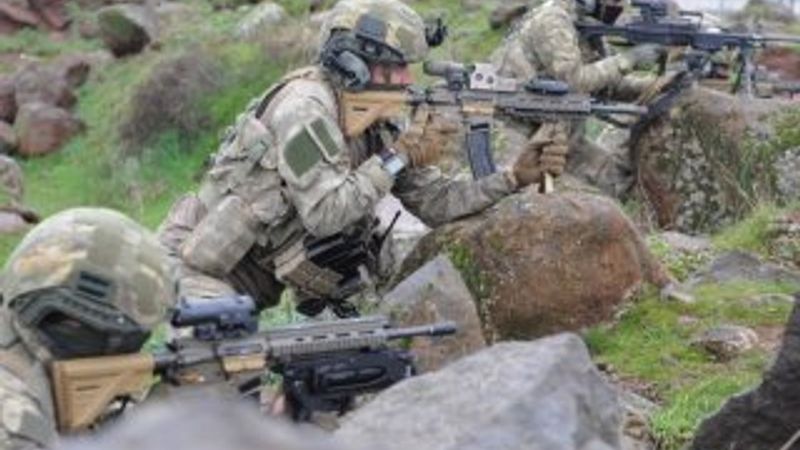 Barış Pınarı bölgesinde 8 terörist öldürüldü