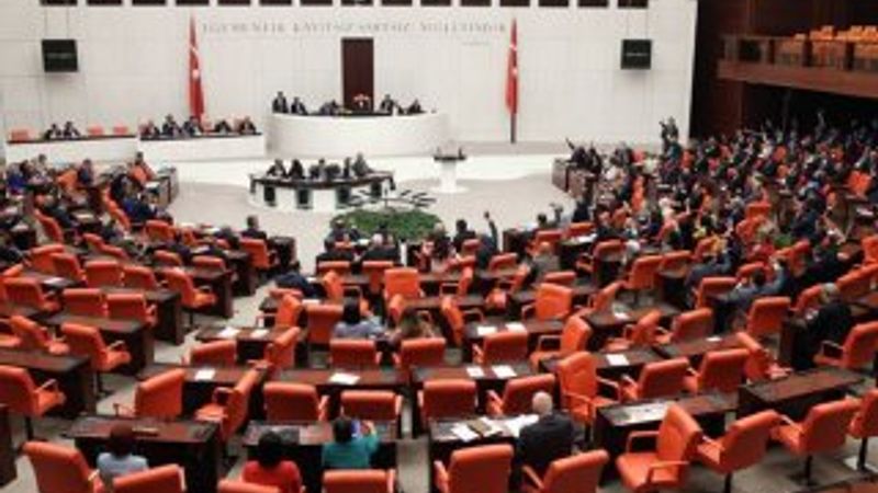 TBMM'ye iki hafta ziyaretçi kabul edilmeyecek