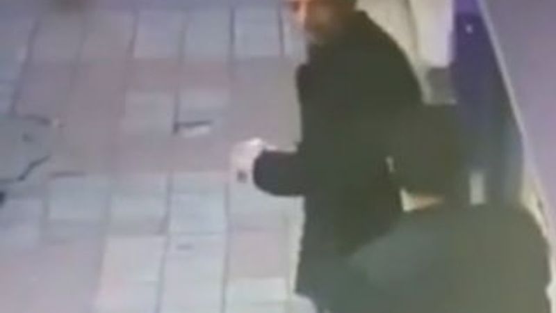 Korona selamı kavga çıkardı