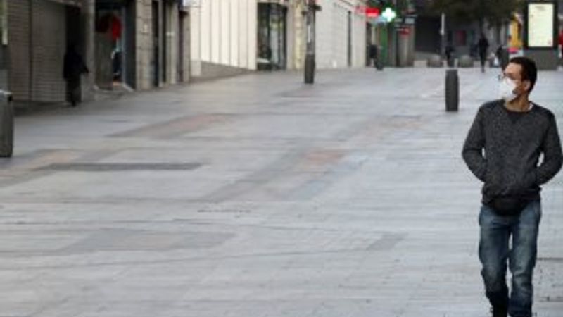 İspanya'da gereksiz sokağa çıkanlara para cezası