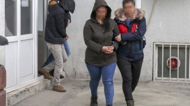 PKK elebaşlarının koruması 2 terörist, Van'da yakalandı
