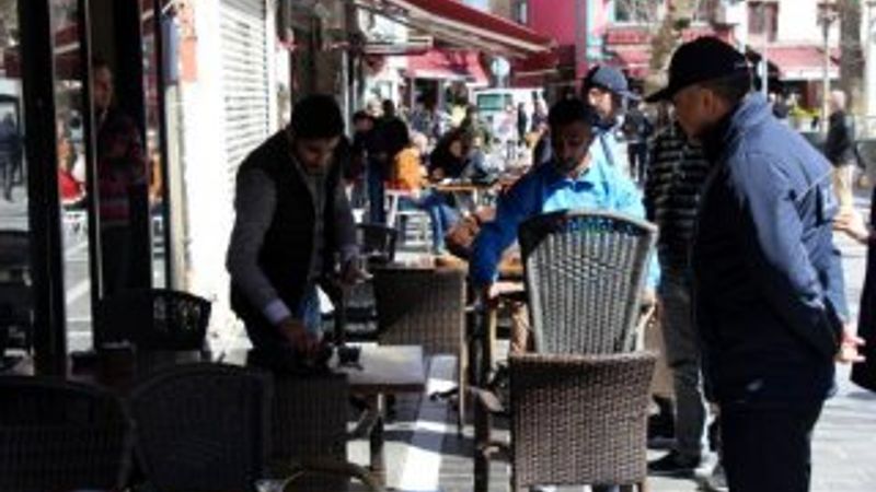 Zabıta, Beyoğlu'nda açık mekanları denetledi