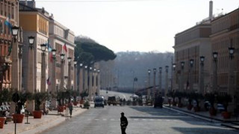 İtalya'da bugün 475 kişi hayatını kaybetti