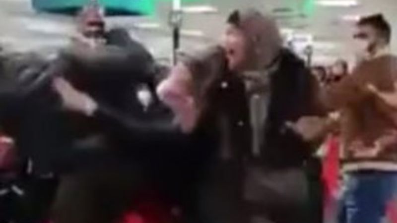 Fransa'daki bir markette ürün için kavga çıktı