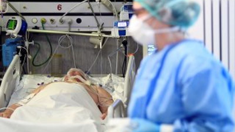 Fransa'da koronavirüs ölümleri 372'ye çıktı