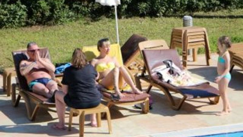 Türkiye'de turistler ülkelerine dönmek istemiyor