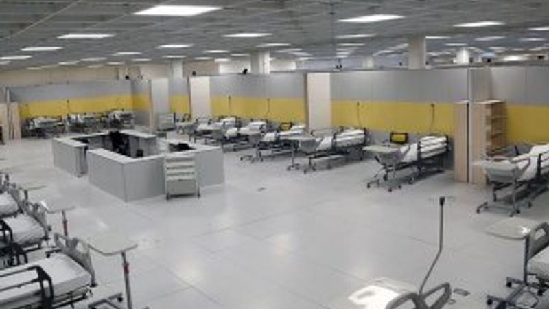 İran'da fuar alanları ile spor salonları hastane oluyor