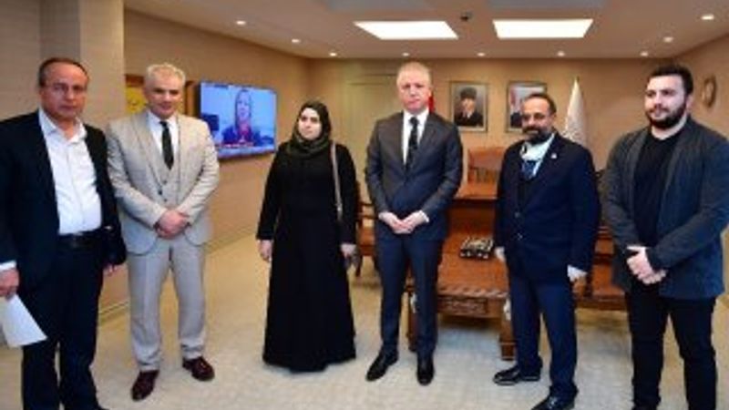 Suriyeli doktorlar virüsle mücadele için görev talep etti