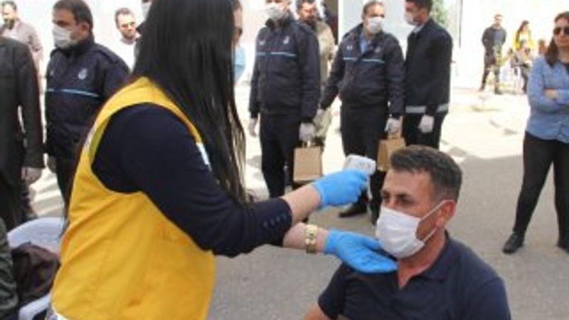 Evlat nöbetindeki aileler sağlık kontrolünden geçti