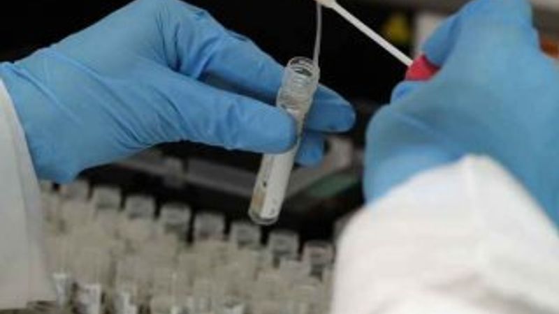 Fransa'da 1 aylık bebek koronavirüse yakalandı