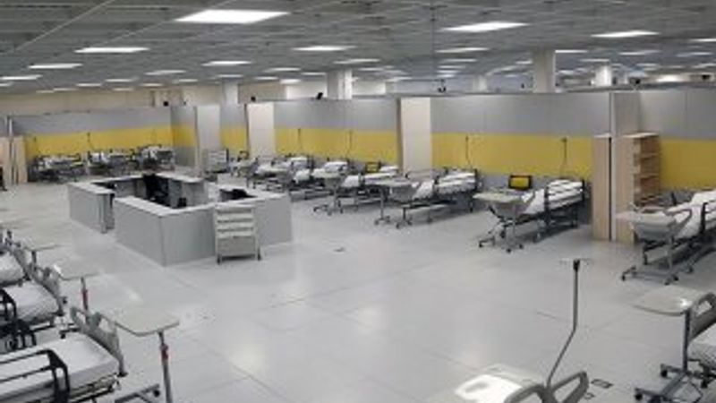 İran'da ordu 2 bin yataklı hastane kurdu