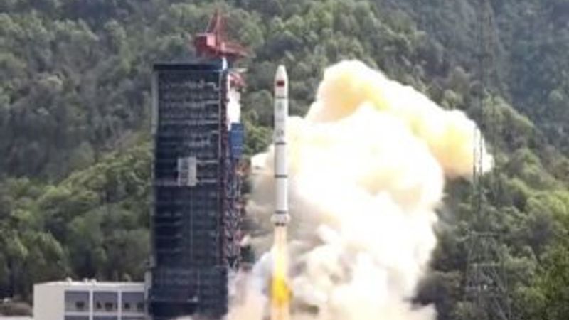 Çin, yeni gözlem uydularını uzaya gönderdi