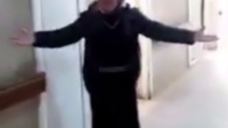 Mısır'da sağlık çalışanları hastaneden kaçtı