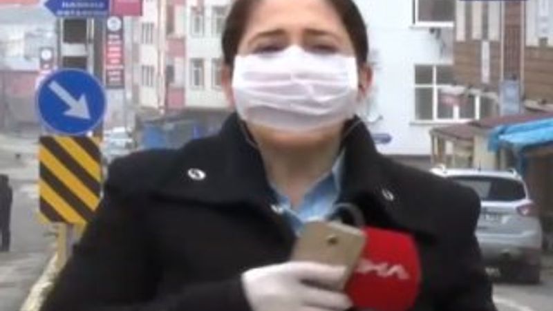 Karantinayı anlatan muhabirin zor anları