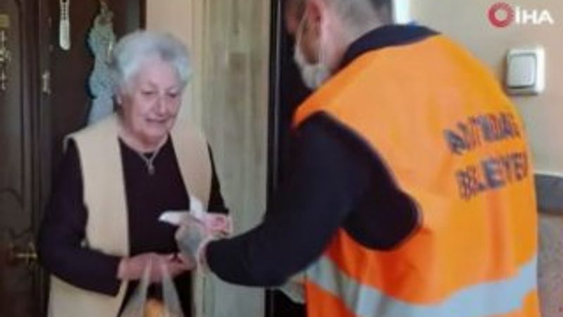 Ekiplerin yardımına koştuğu yaşlı kadın: Rahatsız etmem