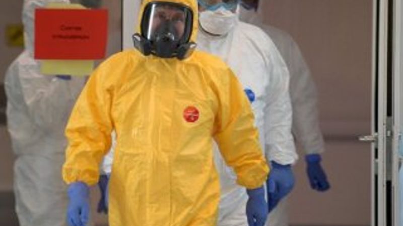 Putin'in gittiği hastanenin başhekimi koronaya yakalandı