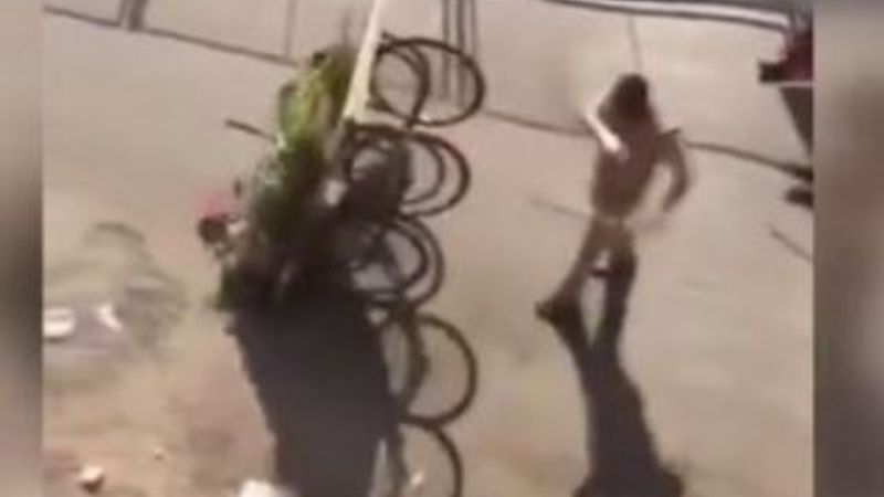 Hindistan'da seyyar satıcılara sert müdahale