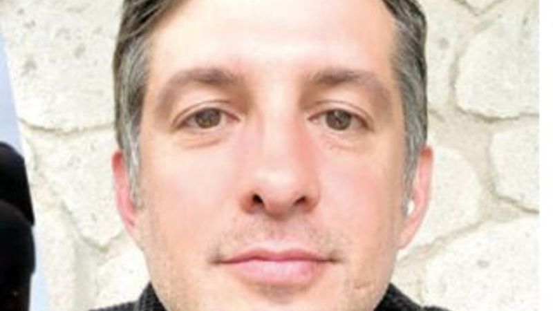 Kerem Tunçeri sakalları kesti