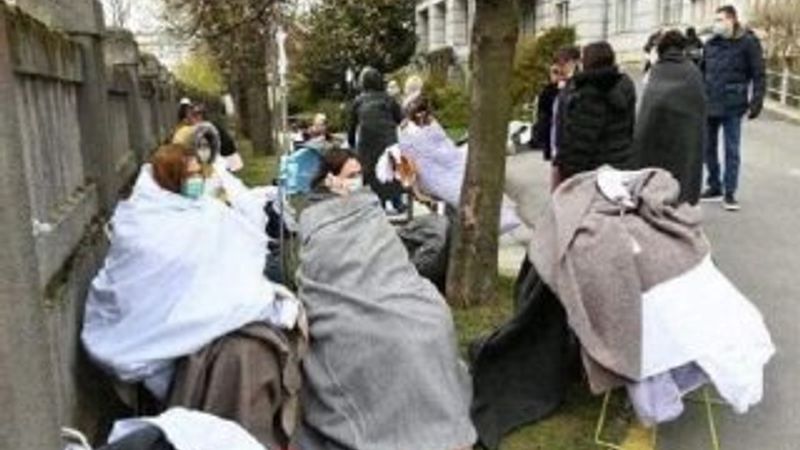 İtalya ve İspanya'daki durumu anlatan kareler