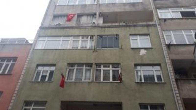 İstanbul'da şizofreni hastası, annesini kemerle öldürdü