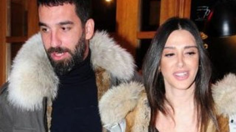 Aslıhan Doğan'ın çantaları servet değerinde